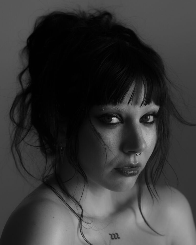 KiNG MALA’s Possession: The Alt-Pop Princess Unleashes a Horror ...